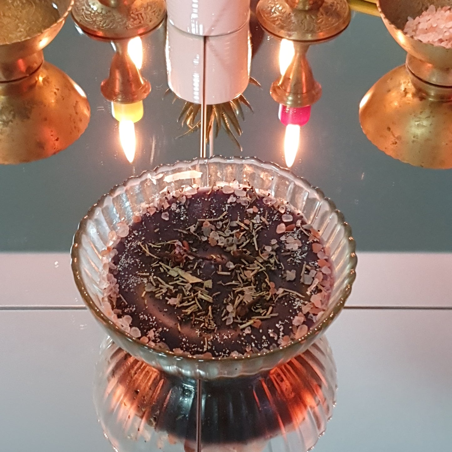 Lumanare neagra de protectie