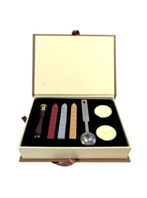 Set sigiliu, ceara si doua lumanari