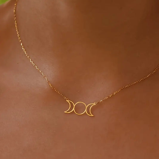 Lănțișor Aur 14K cu Pandantiv Lună Triplă